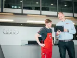 Ames monteur en service manager in gesprek